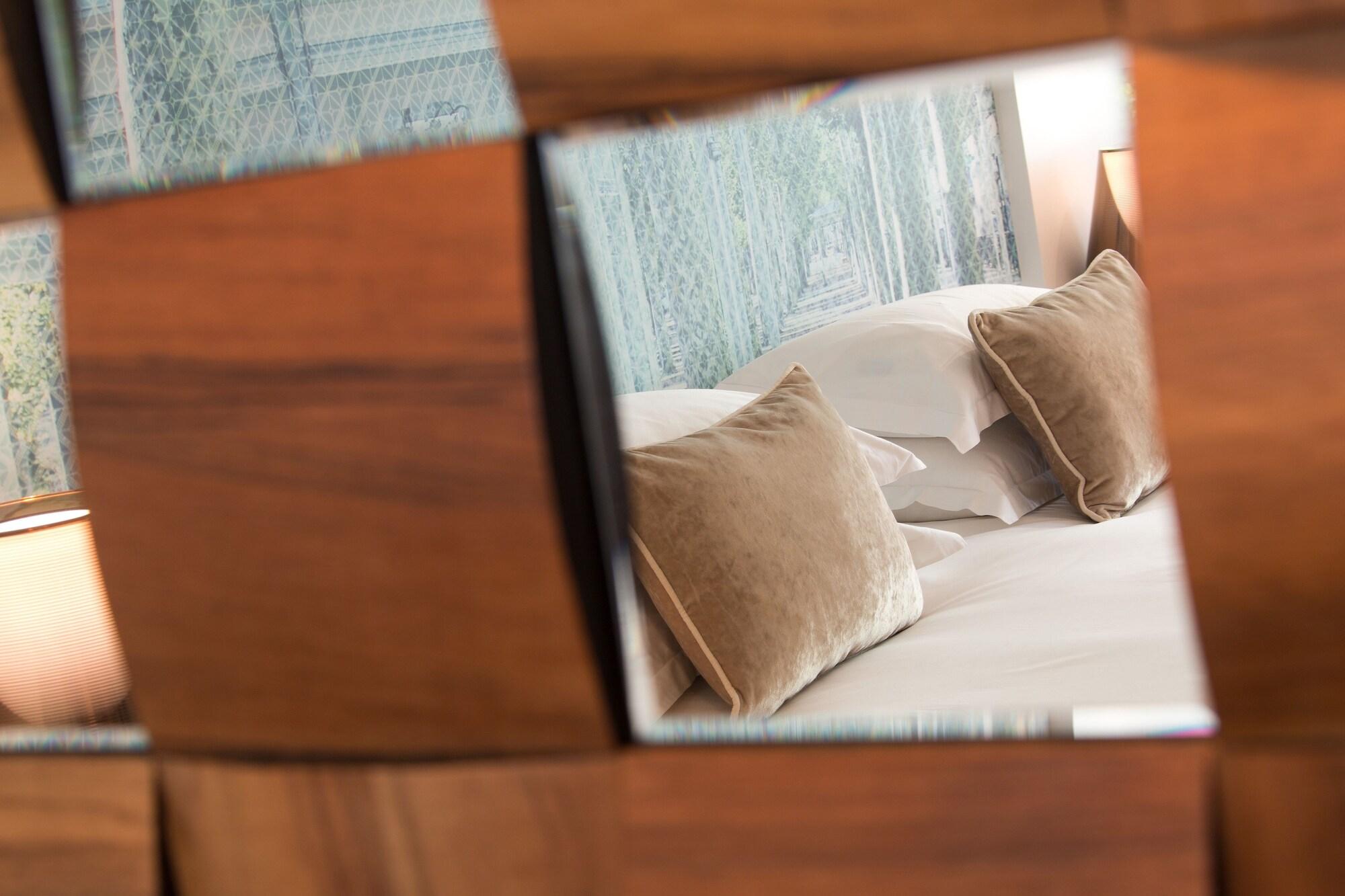 Celestins Spa Thermal & Hotel By Vy Resort Vichy Ngoại thất bức ảnh A mirror