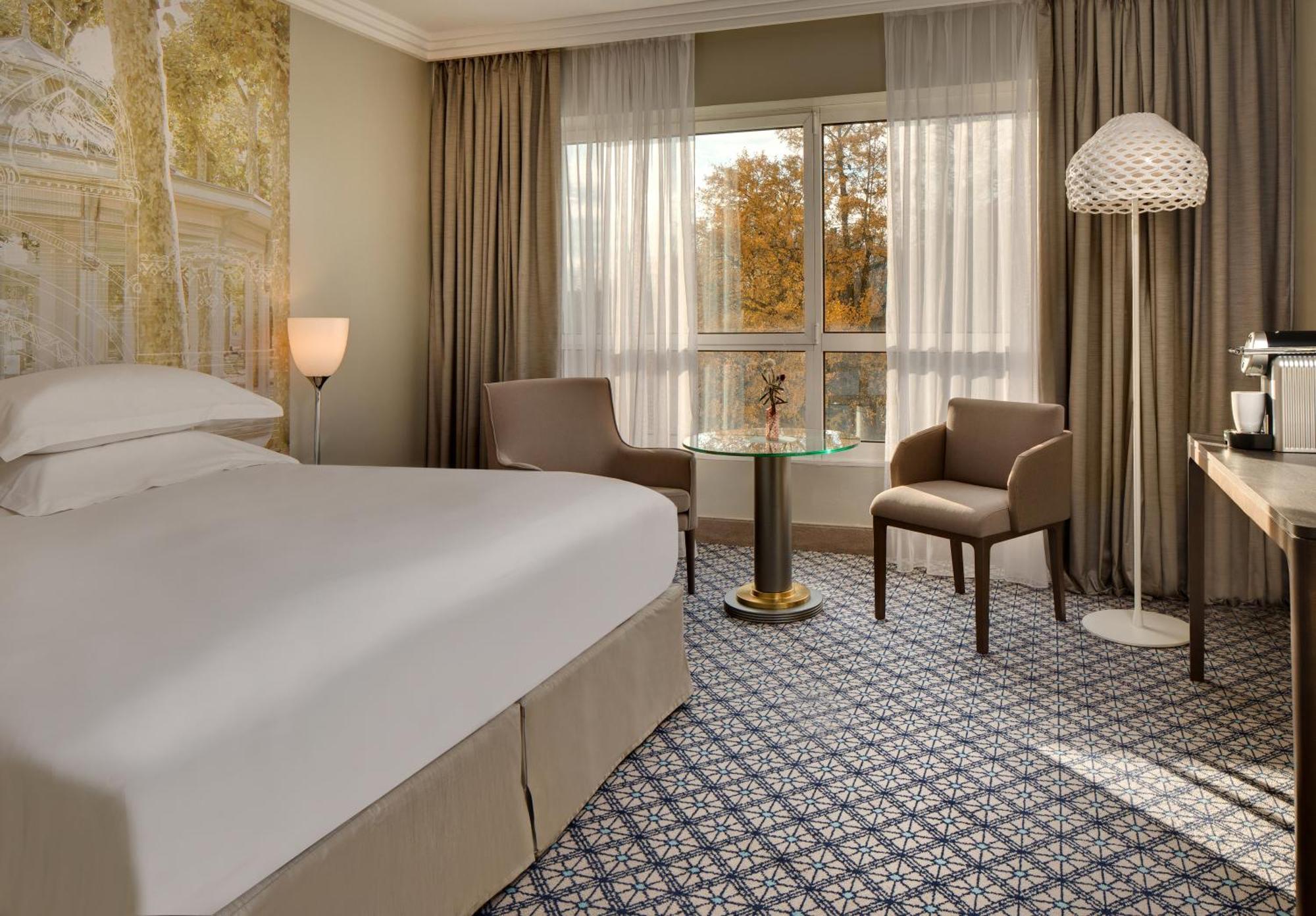 Celestins Spa Thermal & Hotel By Vy Resort Vichy Ngoại thất bức ảnh A room at the hotel