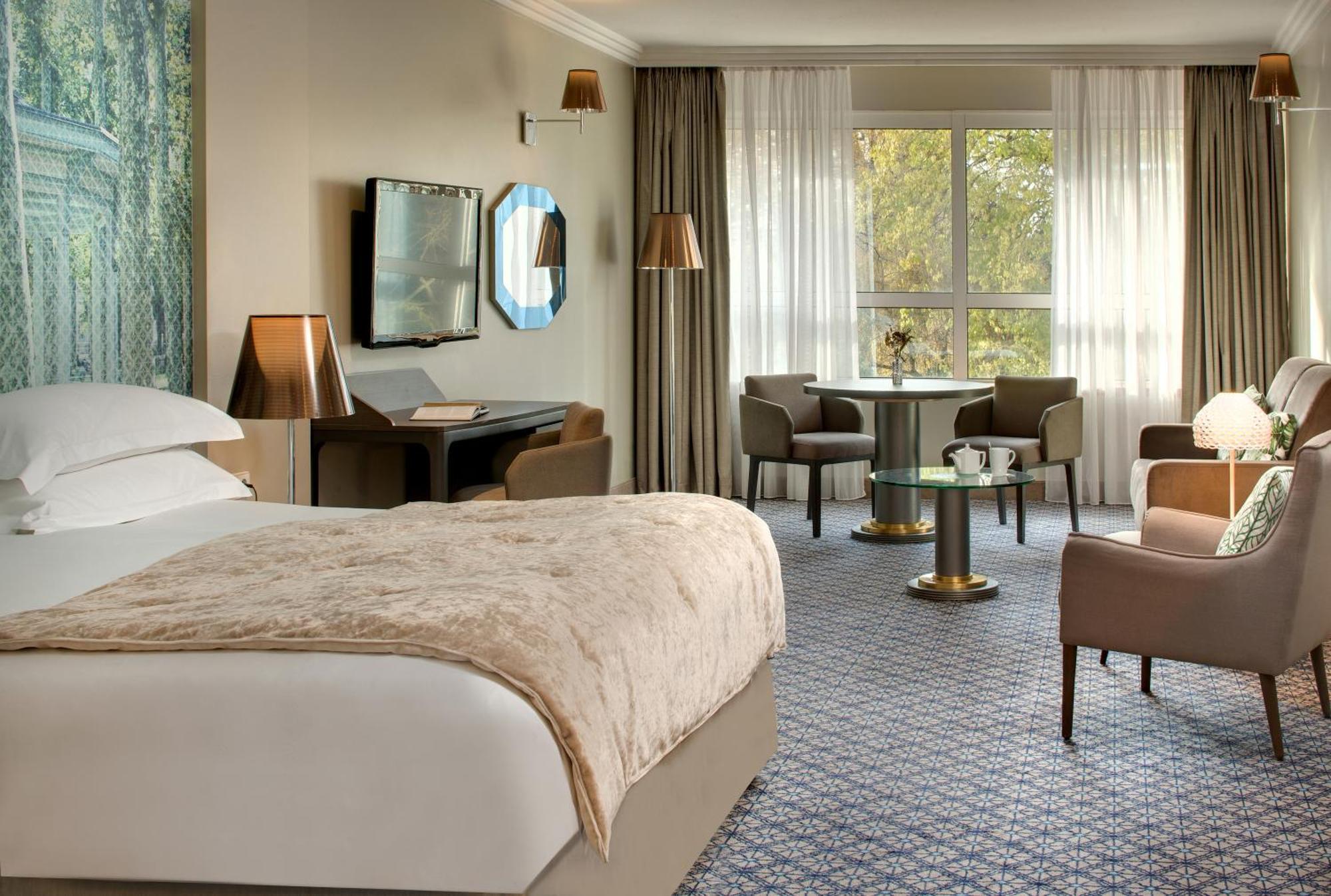 Celestins Spa Thermal & Hotel By Vy Resort Vichy Ngoại thất bức ảnh A room at the InterContinental London Park Lane