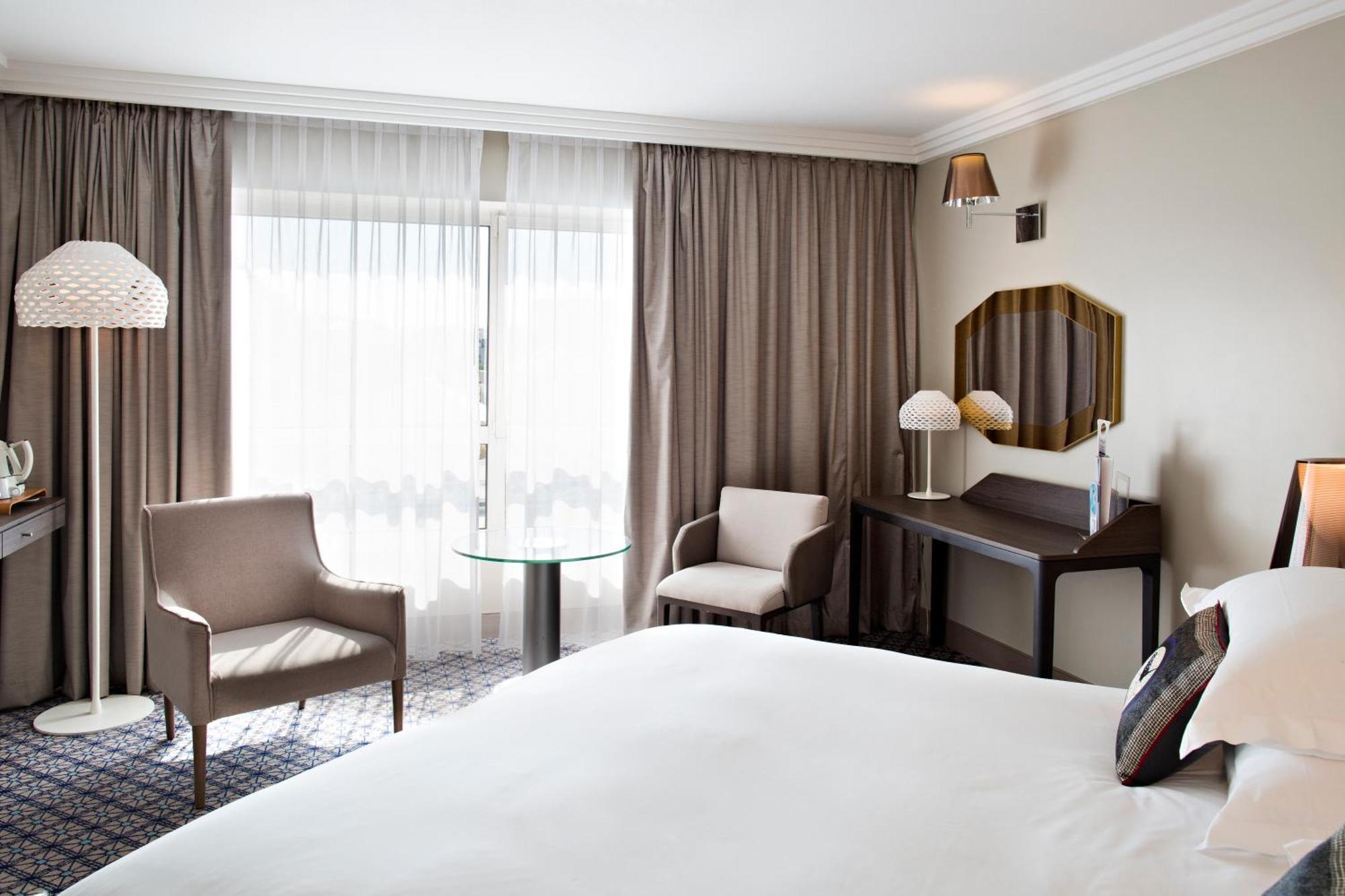 Celestins Spa Thermal & Hotel By Vy Resort Vichy Ngoại thất bức ảnh A room at the hotel