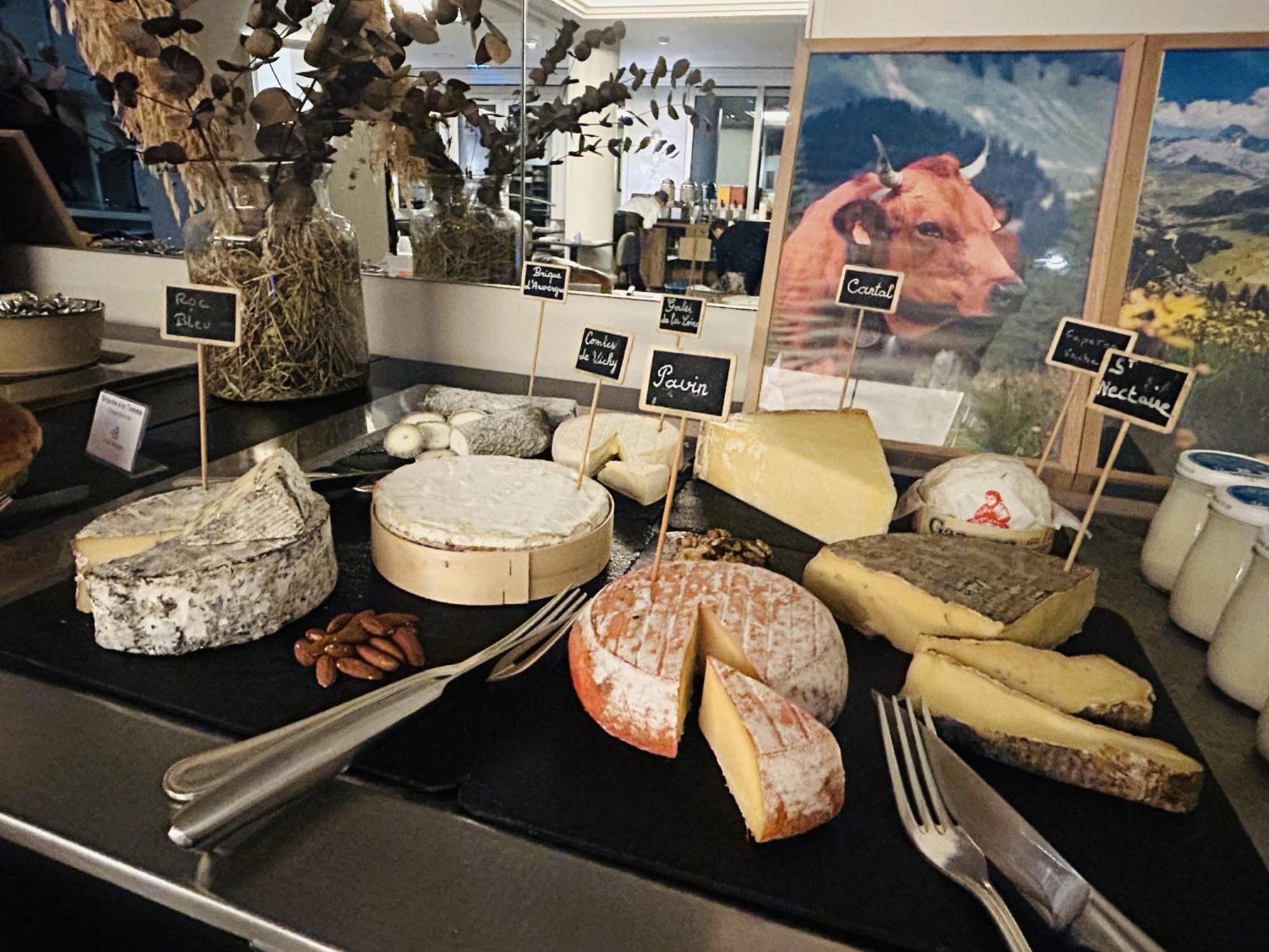Celestins Spa Thermal & Hotel By Vy Resort Vichy Ngoại thất bức ảnh Cheese at the cheese counter