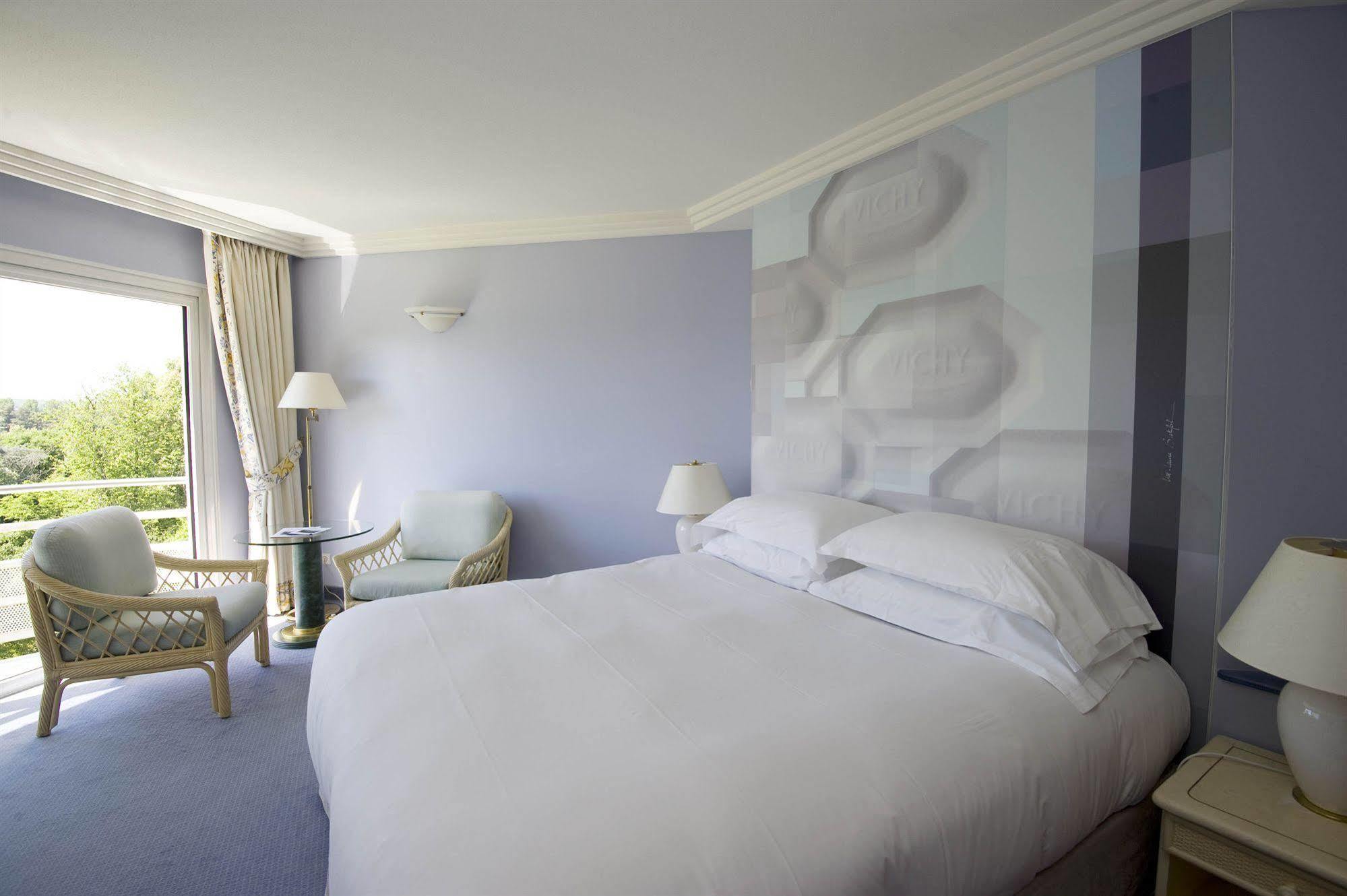 Celestins Spa Thermal & Hotel By Vy Resort Vichy Ngoại thất bức ảnh A room at the hotel